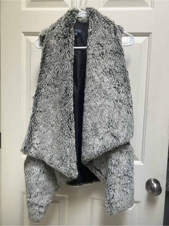 Democracy Jackets & Blazers - Democracy Plush Faux Fur Draped Vest in Gray